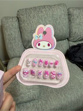My Melody Pink Press-On Nail Set